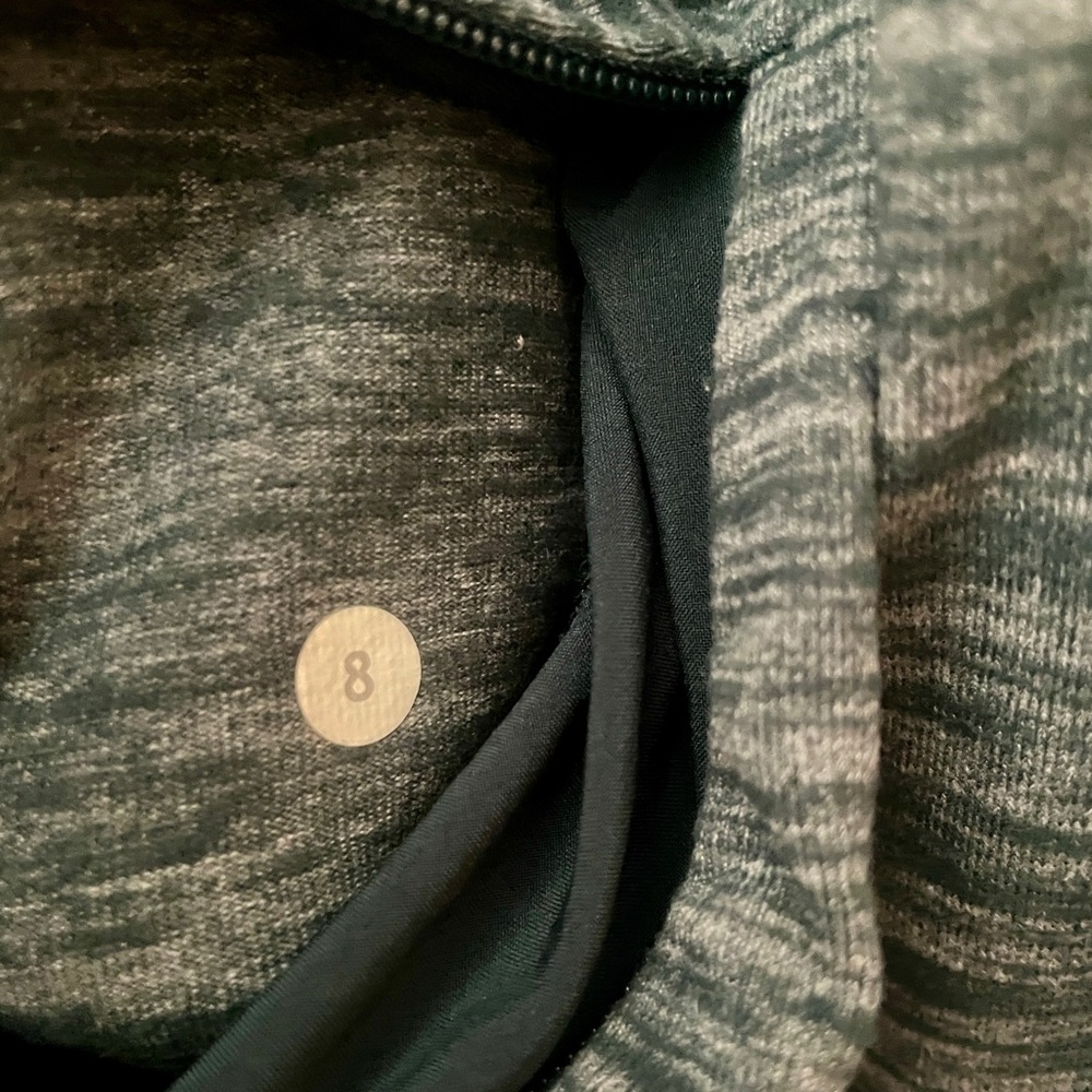 Lululemon & Go - City Pullover - Picture 5 of 5